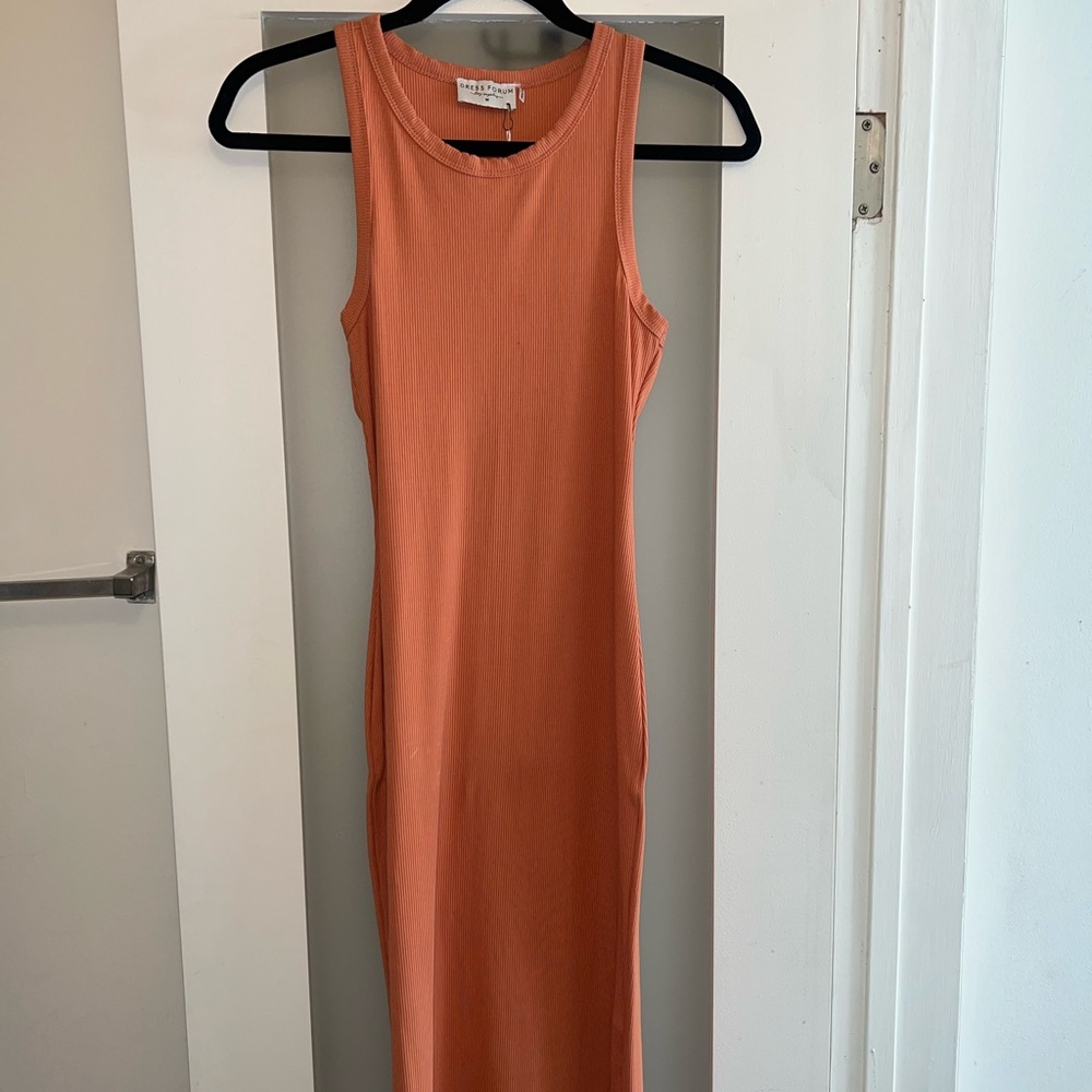 Starlow Orange Maxi Dress Size Medium NWT